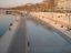  promenade aménagée le long du Rhône, avec gradins et plans d'eau